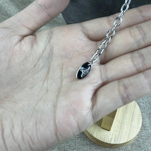 NEW Vivienne Westwood Giant Faux Pearl Necklace Silver - Picture 7 of 9